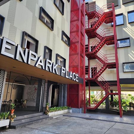 Penpark Place Bangkok Exterior foto