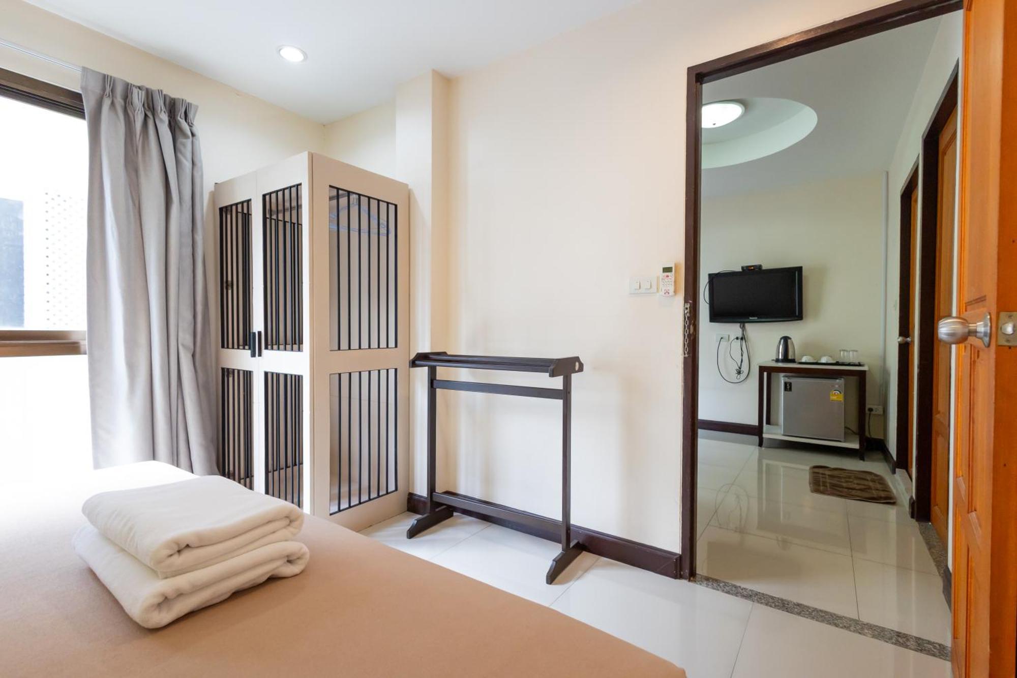Penpark Place Bangkok Exterior foto
